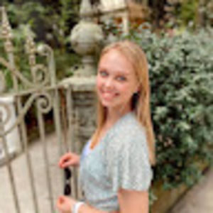 Meet your Posher, Ella